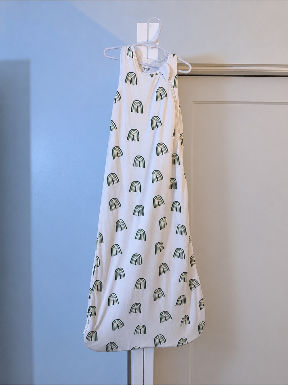 Kyte Baby Sleep Bag – Size L, 1.0 TOG – Green Rainbow Print